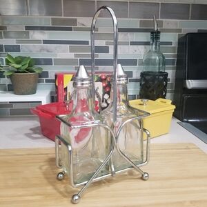 Tablecrafts‎ 6oz Oil Vinegar Serving Set With Chrome Plated Rack